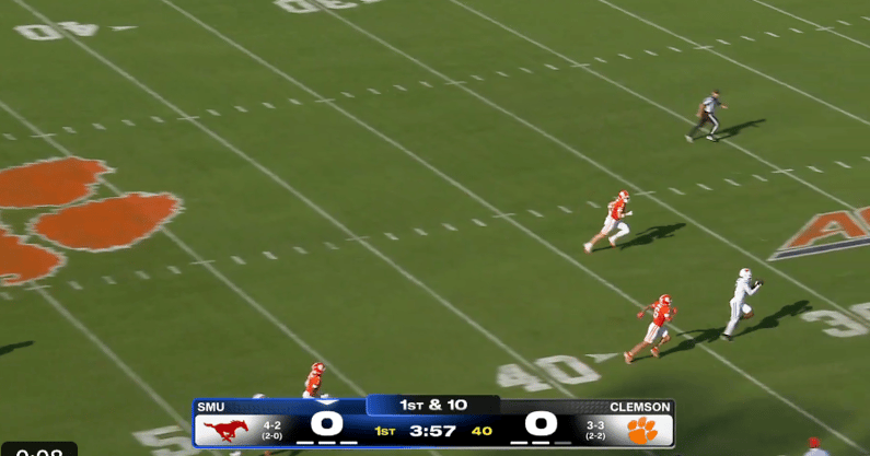 watch-kevin-jennings-throws-70-yard-td-to-jordan-hudson-to-take-7-0-smu-lead